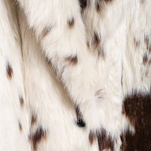 Cow print faux fur coat - Picture 5 of 6